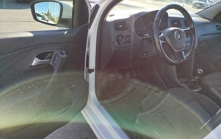 Volkswagen Polo VI (EU Market), 2016 год, 1 075 000 рублей, 9 фотография