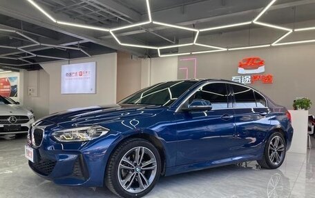 BMW 1 серия, 2022 год, 3 850 000 рублей, 2 фотография