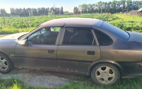 Opel Vectra B рестайлинг, 1998 год, 62 000 рублей, 9 фотография
