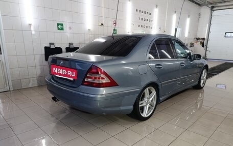Mercedes-Benz C-Класс, 2005 год, 870 000 рублей, 3 фотография