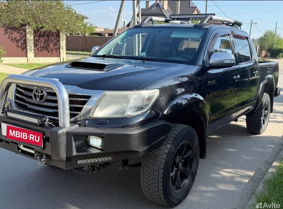 Toyota Hilux VII, 2011 год, 1 200 000 рублей, 2 фотография