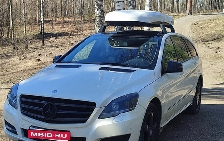 Mercedes-Benz R-Класс, 2011 год, 2 590 000 рублей, 2 фотография