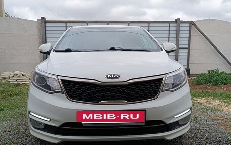 KIA Rio III рестайлинг, 2015 год, 1 250 000 рублей, 11 фотография