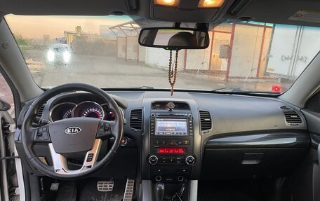KIA Sorento II рестайлинг, 2011 год, 1 230 000 рублей, 16 фотография