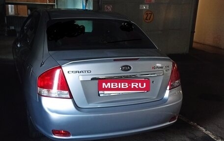 KIA Cerato I, 2006 год, 590 000 рублей, 11 фотография