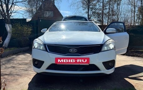 KIA cee'd I рестайлинг, 2011 год, 700 000 рублей, 19 фотография