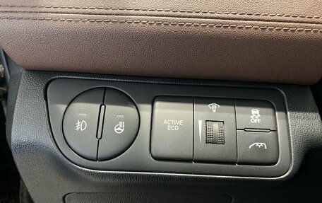 Hyundai Grand Starex Grand Starex I рестайлинг 2, 2018 год, 3 639 000 рублей, 20 фотография