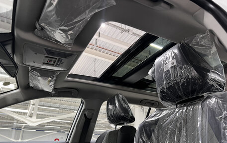 Toyota RAV4, 2024 год, 3 799 000 рублей, 25 фотография