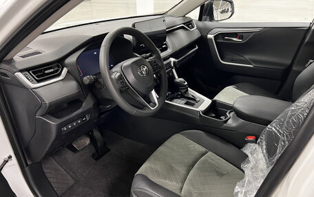 Toyota RAV4, 2024 год, 3 799 000 рублей, 20 фотография