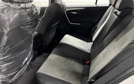 Toyota RAV4, 2024 год, 3 799 000 рублей, 16 фотография