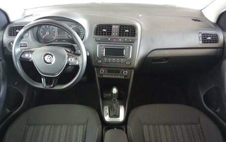 Volkswagen Polo VI (EU Market), 2015 год, 1 065 000 рублей, 9 фотография