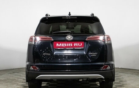 Toyota RAV4, 2017 год, 2 389 898 рублей, 6 фотография