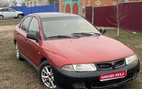 Mitsubishi Carisma I, 1997 год, 230 000 рублей, 1 фотография