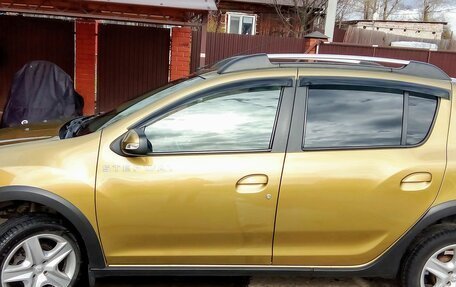 Renault Sandero II рестайлинг, 2015 год, 840 000 рублей, 3 фотография