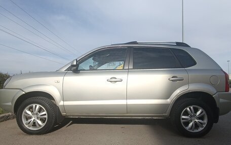 Hyundai Tucson III, 2008 год, 1 000 000 рублей, 17 фотография