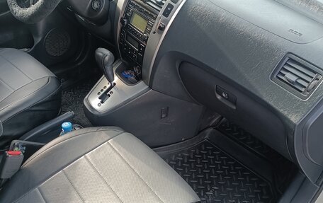 Hyundai Tucson III, 2008 год, 1 000 000 рублей, 27 фотография