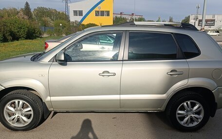 Hyundai Tucson III, 2008 год, 1 000 000 рублей, 35 фотография