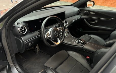 Mercedes-Benz E-Класс, 2018 год, 4 050 000 рублей, 7 фотография