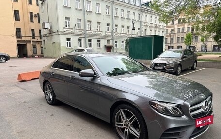 Mercedes-Benz E-Класс, 2018 год, 4 050 000 рублей, 5 фотография