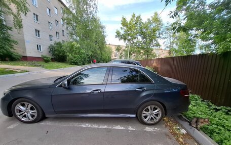 Mercedes-Benz E-Класс, 2010 год, 1 200 000 рублей, 6 фотография