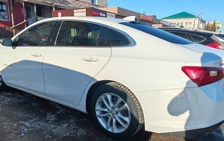 Chevrolet Malibu IX, 2017 год, 1 270 000 рублей, 2 фотография