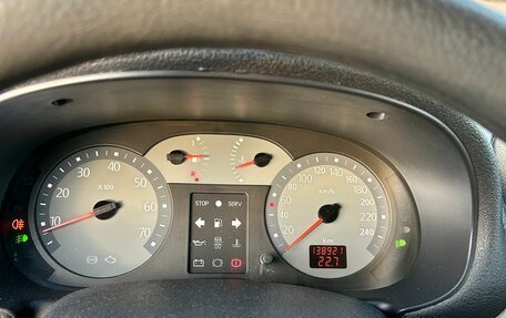 Renault Symbol I, 2005 год, 345 000 рублей, 17 фотография