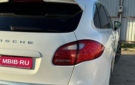 Porsche Cayenne III, 2013 год, 2 350 000 рублей, 2 фотография