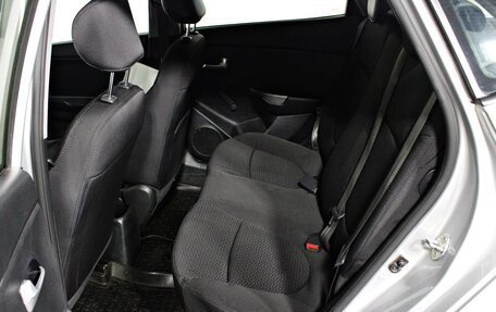 KIA Rio III рестайлинг, 2016 год, 997 000 рублей, 15 фотография