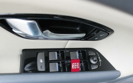Land Rover Range Rover Evoque I, 2018 год, 2 649 000 рублей, 14 фотография