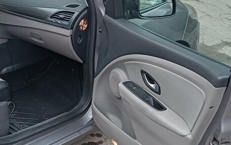 Renault Megane III, 2009 год, 700 000 рублей, 3 фотография