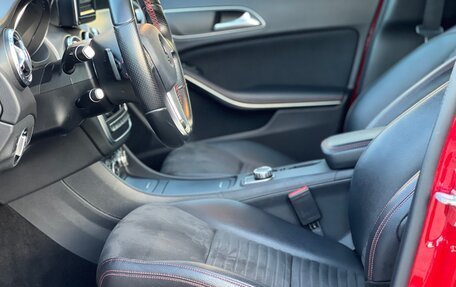 Mercedes-Benz GLA, 2015 год, 2 290 000 рублей, 13 фотография