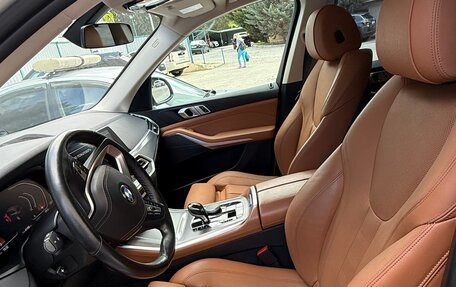BMW X5, 2019 год, 7 300 000 рублей, 4 фотография