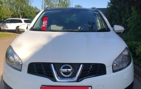 Nissan Qashqai+2 I, 2011 год, 1 350 000 рублей, 2 фотография