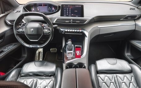 Peugeot 5008 II, 2018 год, 2 230 000 рублей, 7 фотография