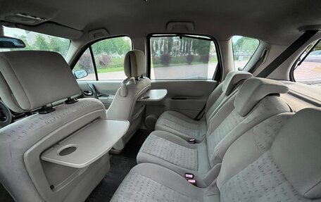 Renault Scenic III, 2004 год, 335 000 рублей, 6 фотография
