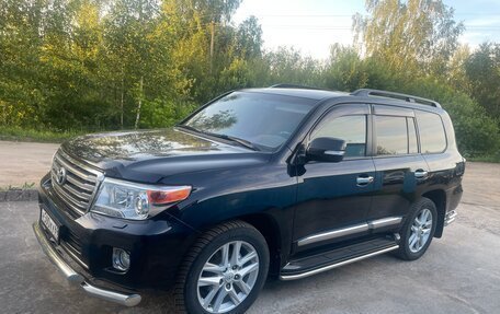 Toyota Land Cruiser 200, 2012 год, 3 600 000 рублей, 3 фотография