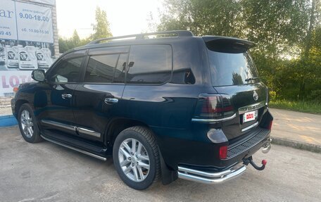 Toyota Land Cruiser 200, 2012 год, 3 600 000 рублей, 9 фотография