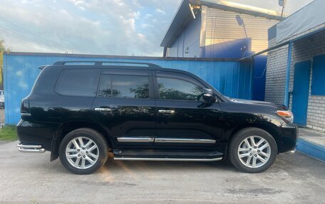 Toyota Land Cruiser 200, 2012 год, 3 600 000 рублей, 8 фотография