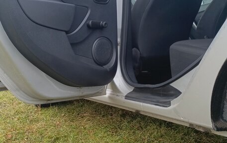 Renault Logan II, 2018 год, 1 100 000 рублей, 6 фотография