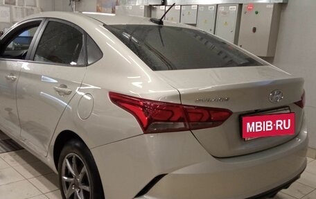 Hyundai Solaris II рестайлинг, 2020 год, 1 300 000 рублей, 4 фотография
