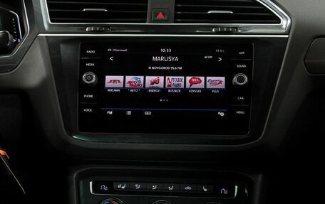 Volkswagen Tiguan II, 2019 год, 2 325 000 рублей, 13 фотография