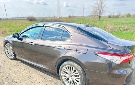 Toyota Camry, 2018 год, 2 460 000 рублей, 3 фотография