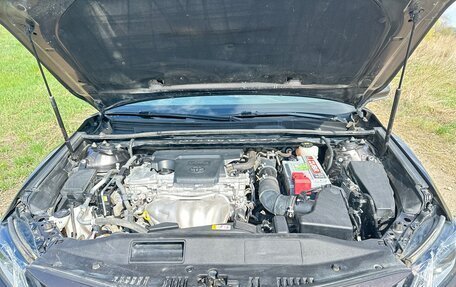 Toyota Camry, 2018 год, 2 460 000 рублей, 7 фотография