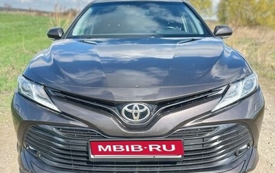 Toyota Camry, 2018 год, 2 460 000 рублей, 1 фотография