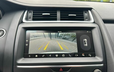 Jaguar E-Pace, 2018 год, 2 290 000 рублей, 10 фотография