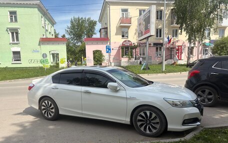 Honda Accord IX рестайлинг, 2015 год, 1 950 000 рублей, 1 фотография