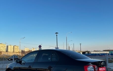 Volkswagen Jetta VI, 2010 год, 800 000 рублей, 1 фотография