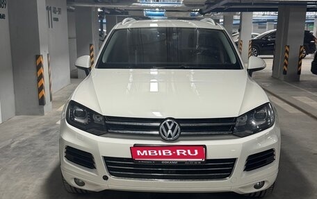 Volkswagen Touareg III, 2011 год, 3 000 000 рублей, 1 фотография
