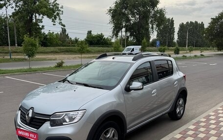 Renault Sandero II рестайлинг, 2022 год, 1 180 000 рублей, 3 фотография