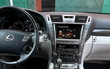 Lexus LS IV, 2008 год, 1 750 000 рублей, 14 фотография